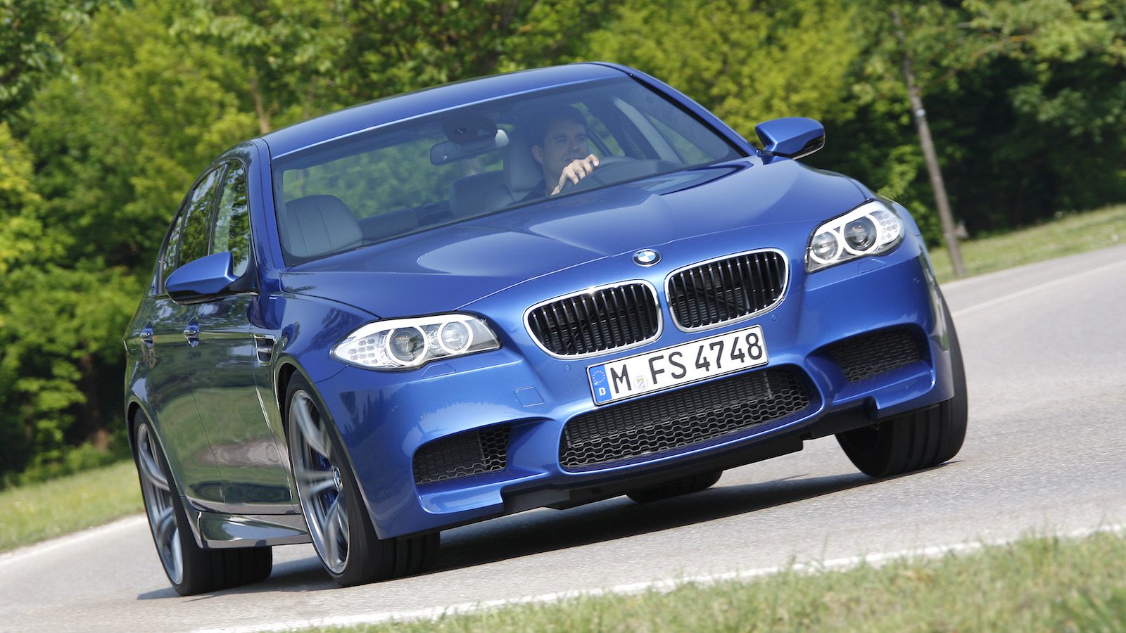 차와 차를 모는 사람은 다르다