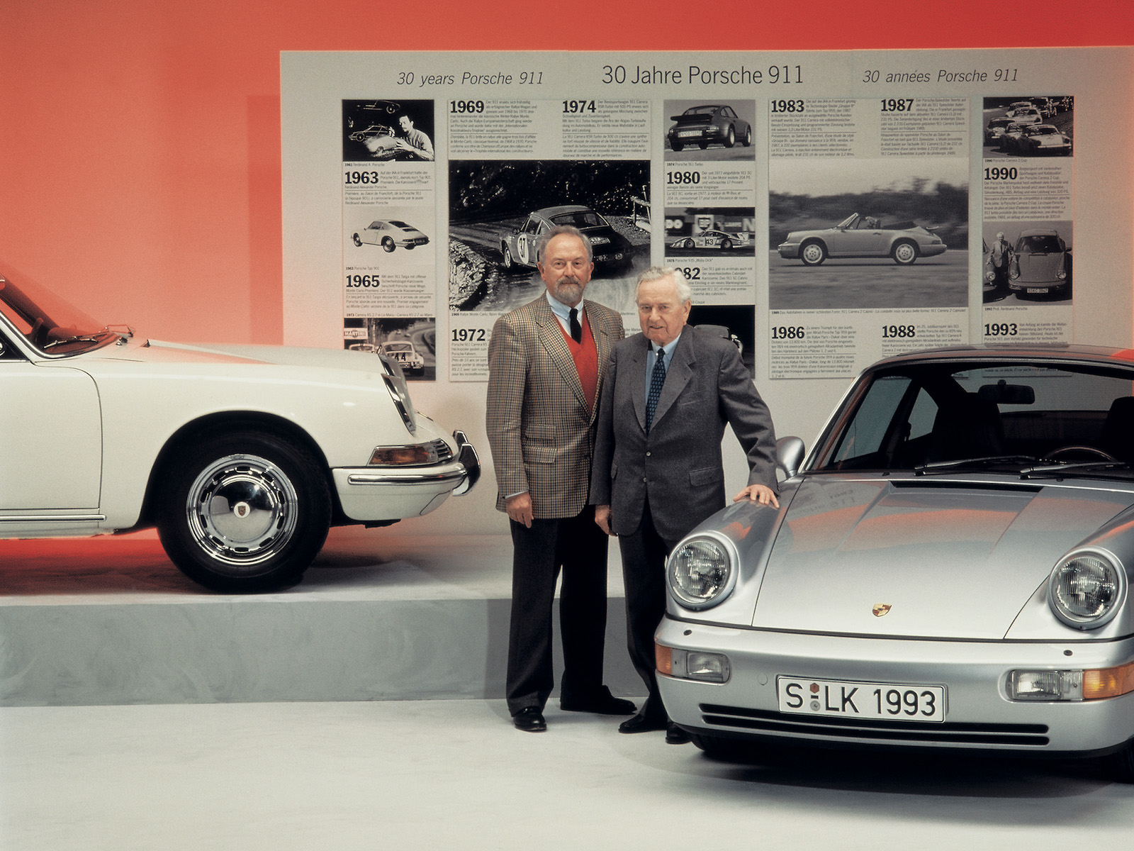 1993-Porsche_30years_911-1