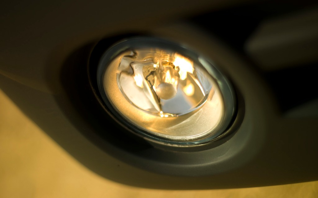 안개등 전구색깔 바꾸면&nbsp;위험