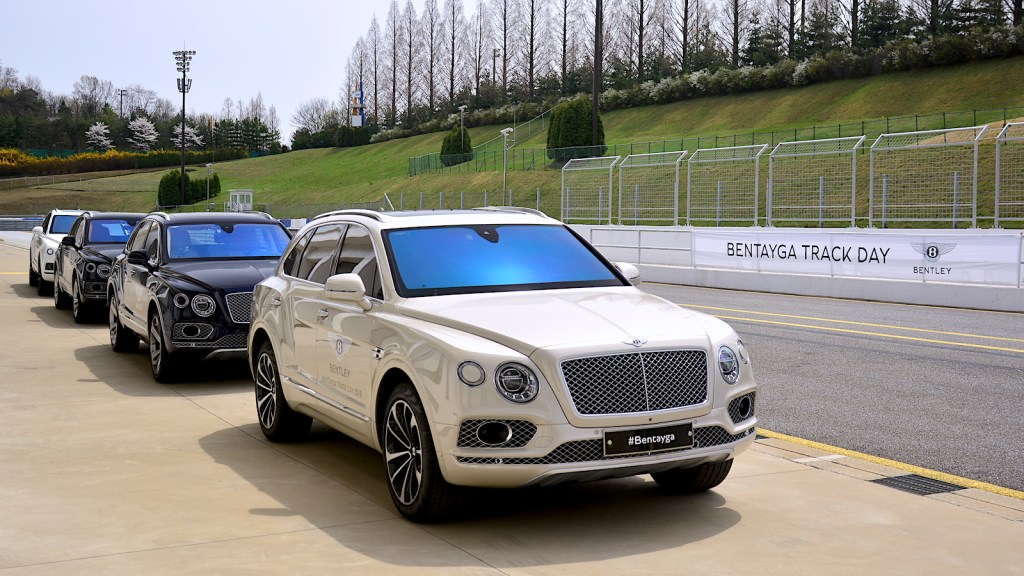 [이벤트] 벤틀리 벤테이가 트랙데이&nbsp;2018