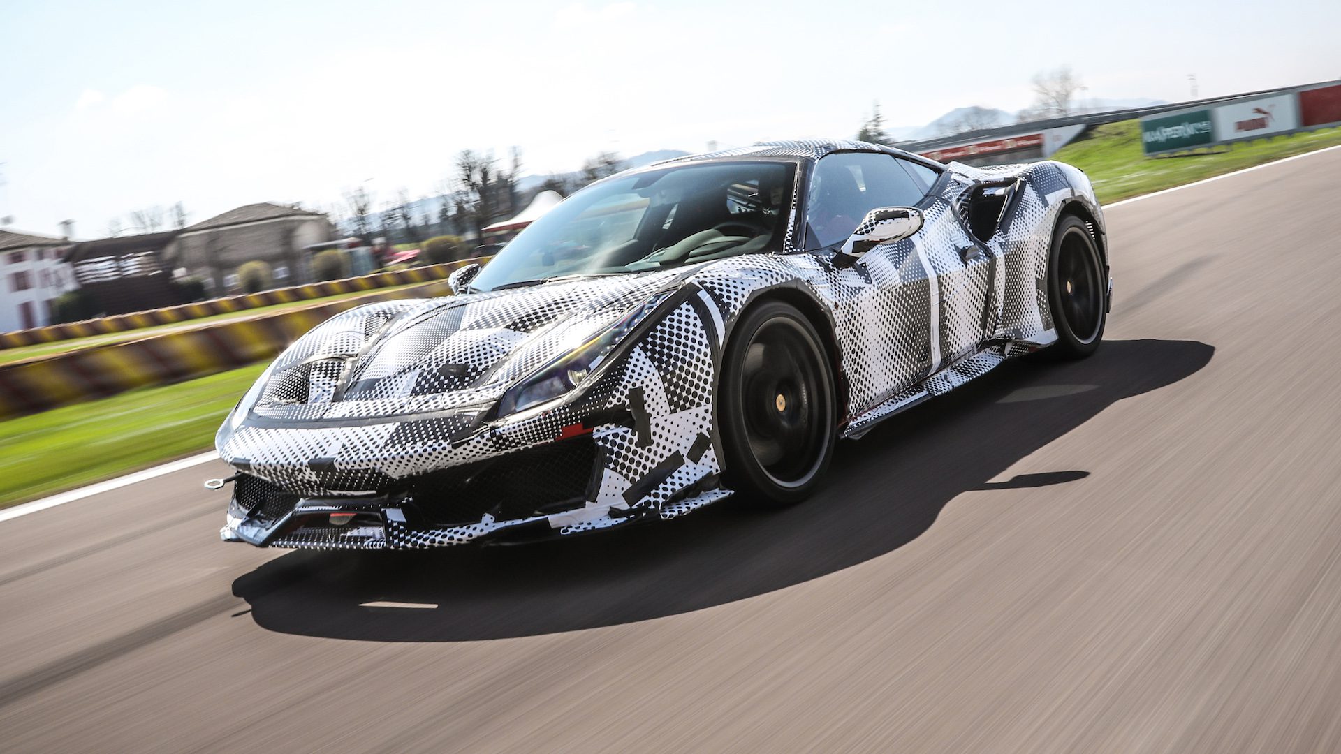 [시승-예고편] 페라리 488 피스타  (프로토타입)