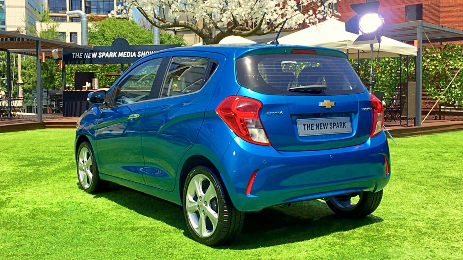 2019-Chevrolet_Spark-03