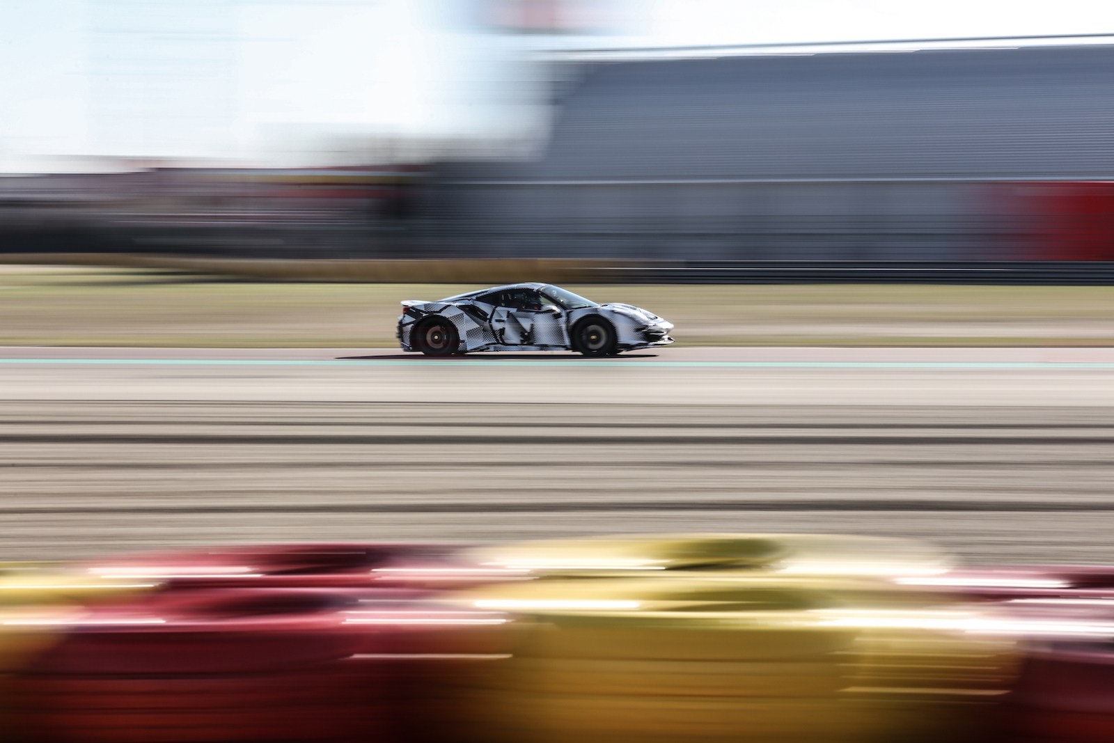 2018-Ferrari_488_Pista_SP-06