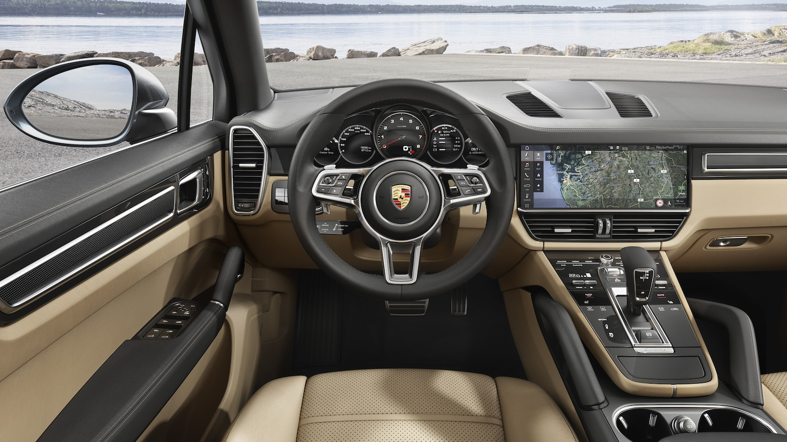 2018-Porsche_Cayenne-03