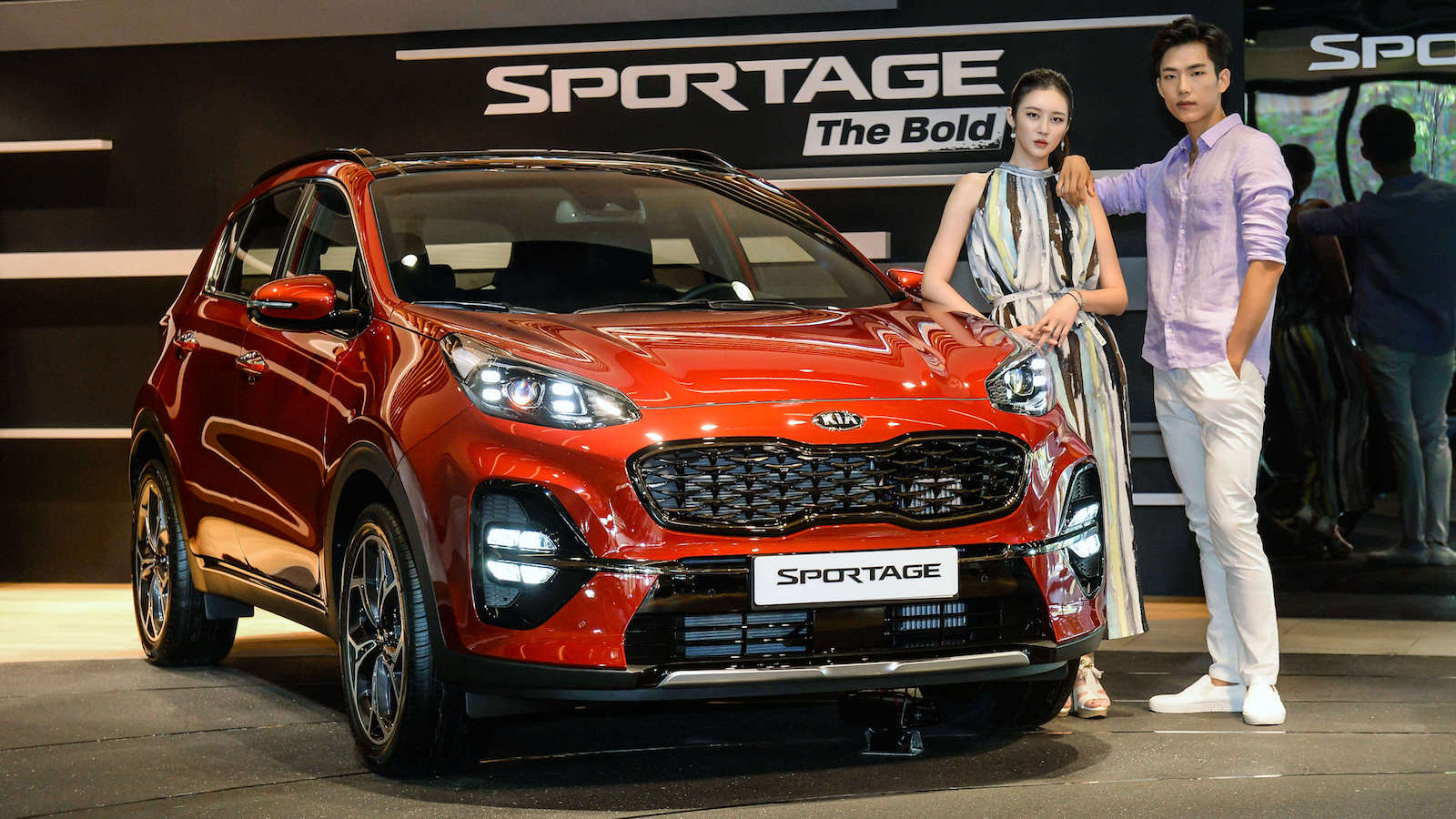2019-Kia_Sportage-01