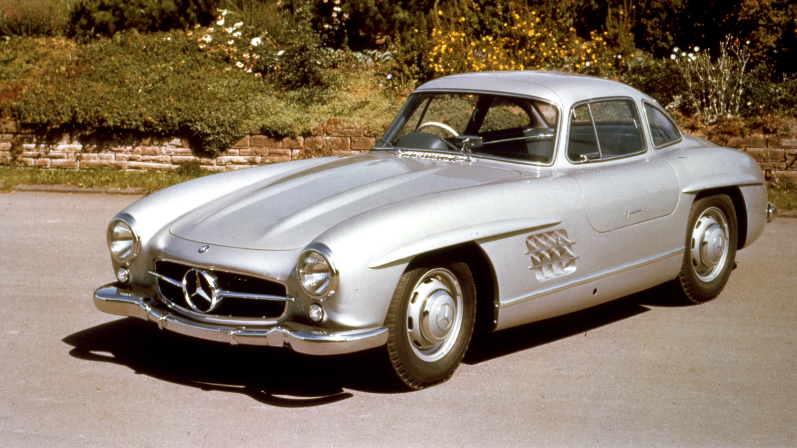 1954-Mercedes-Benz_300_SL-1