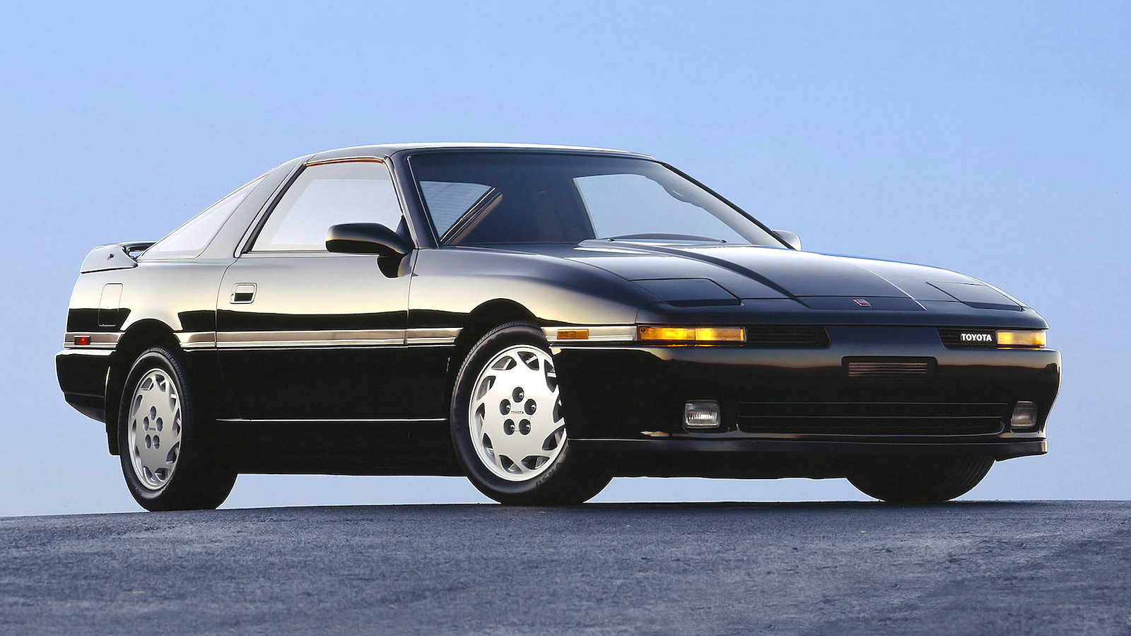 1989-Toyota_Supra_Turbo-01