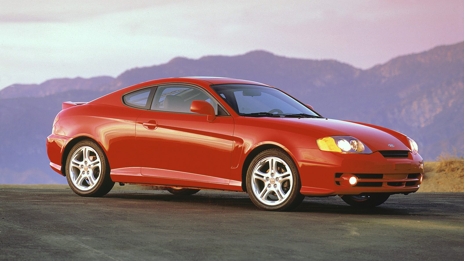 [피처-자교방] 현대자동차의 스포츠카 계보 – 3편: 투스카니