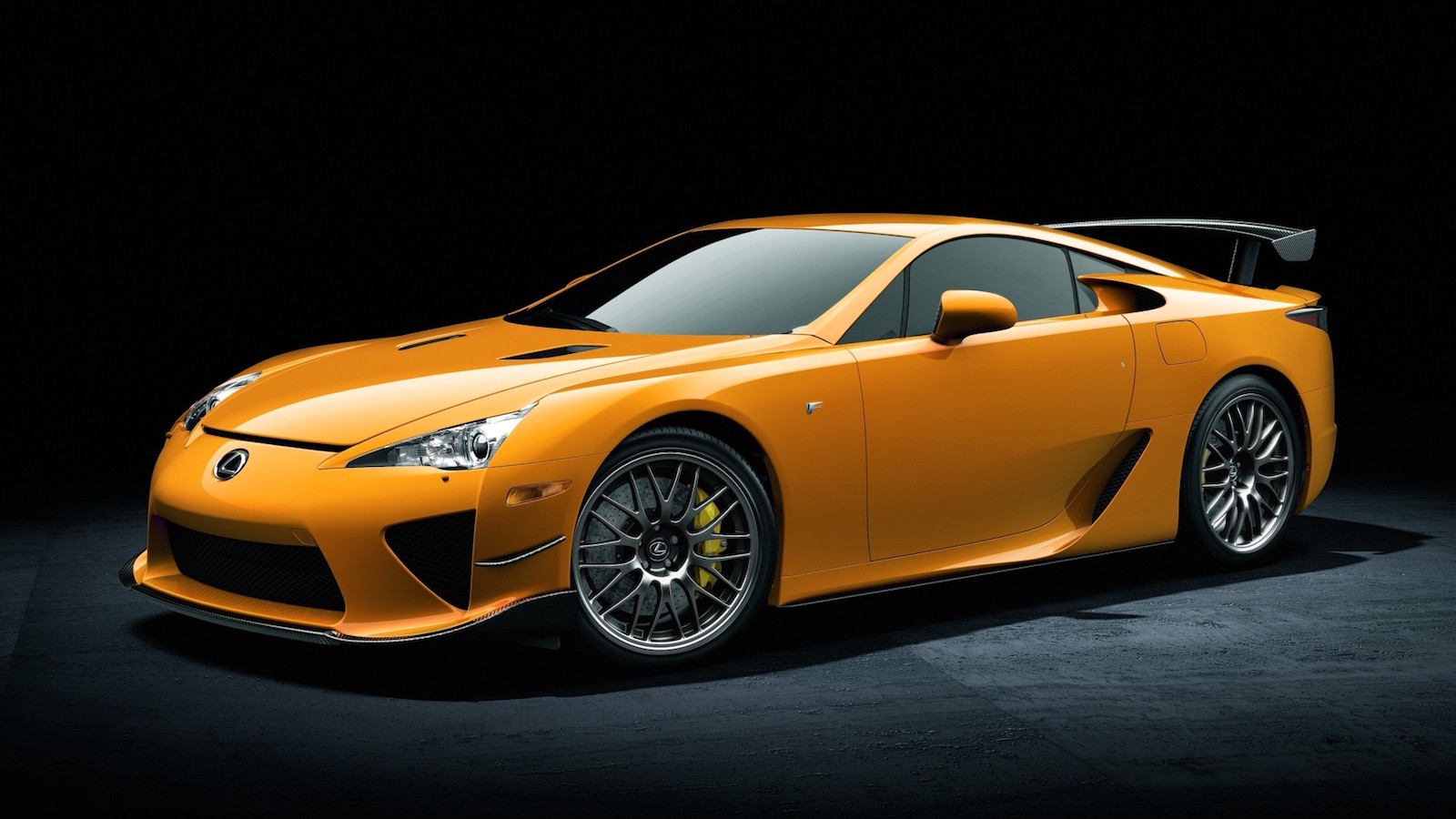 2010-Lexus_LFA_Nuer-1