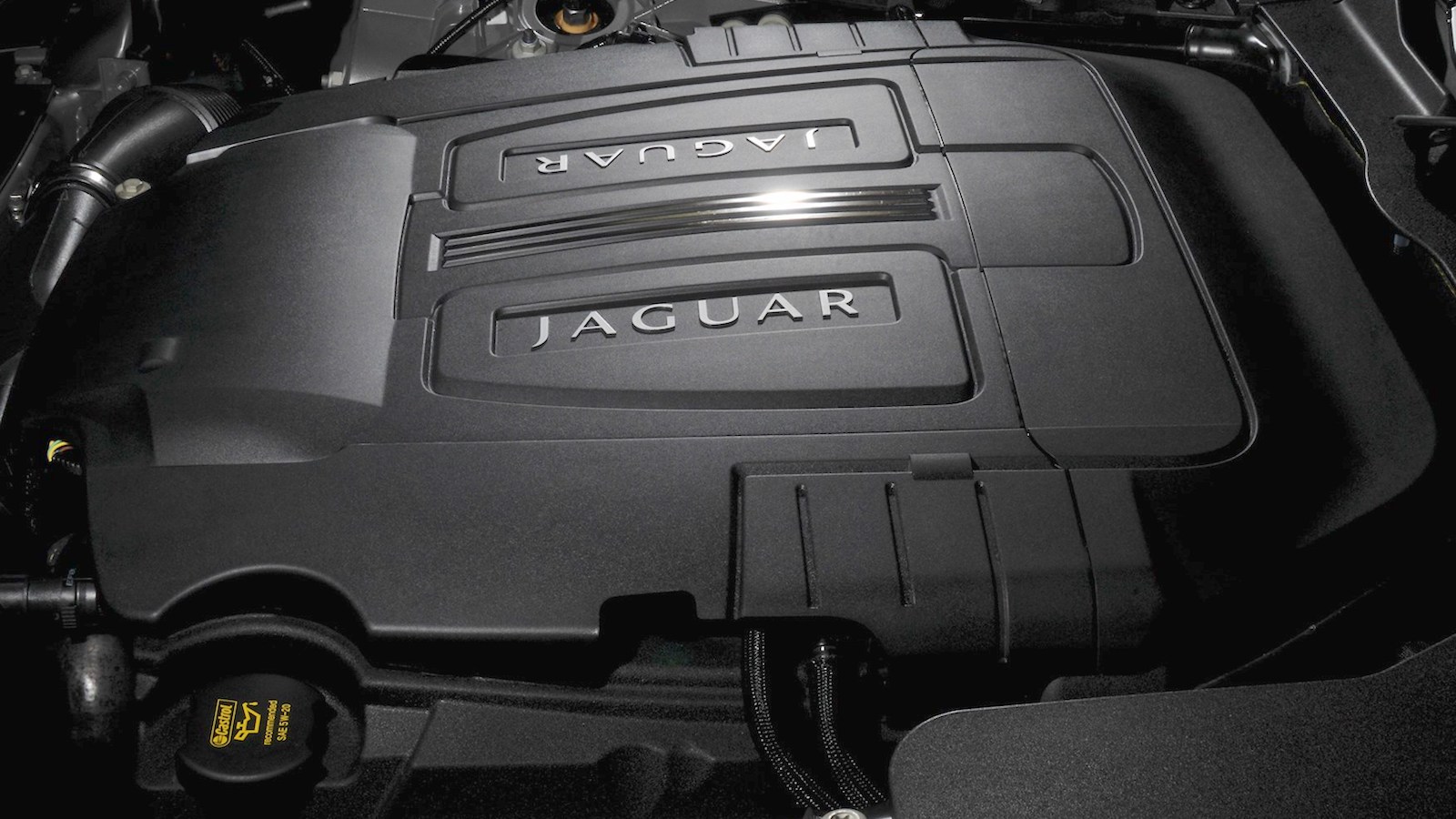 2011-Jaguar_XK_Coupe-4