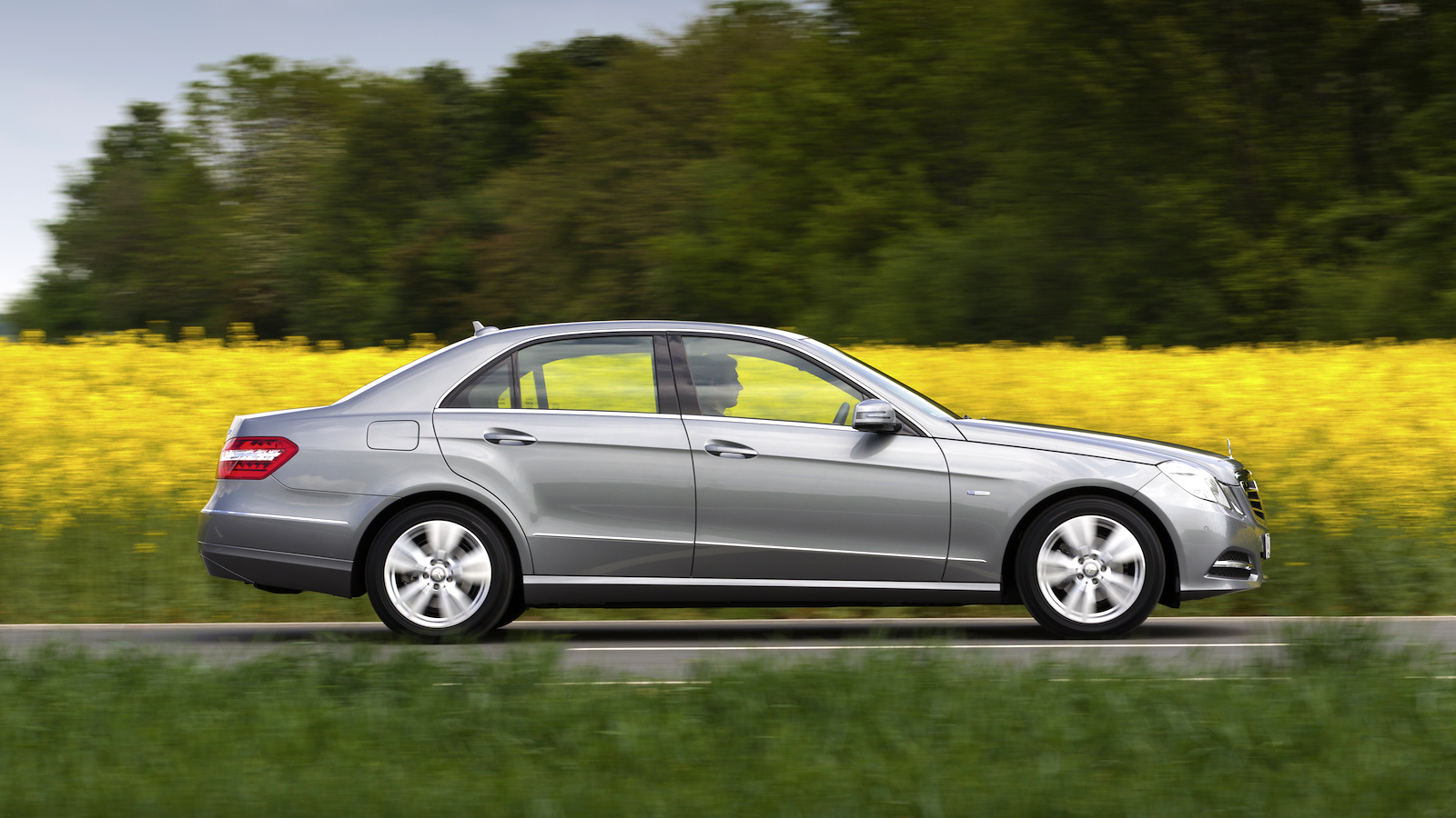 Mercedes Benz neue Antriebe E-Klasse(n)  Efficiency Fahrveranstaltung Deidesheim 2011