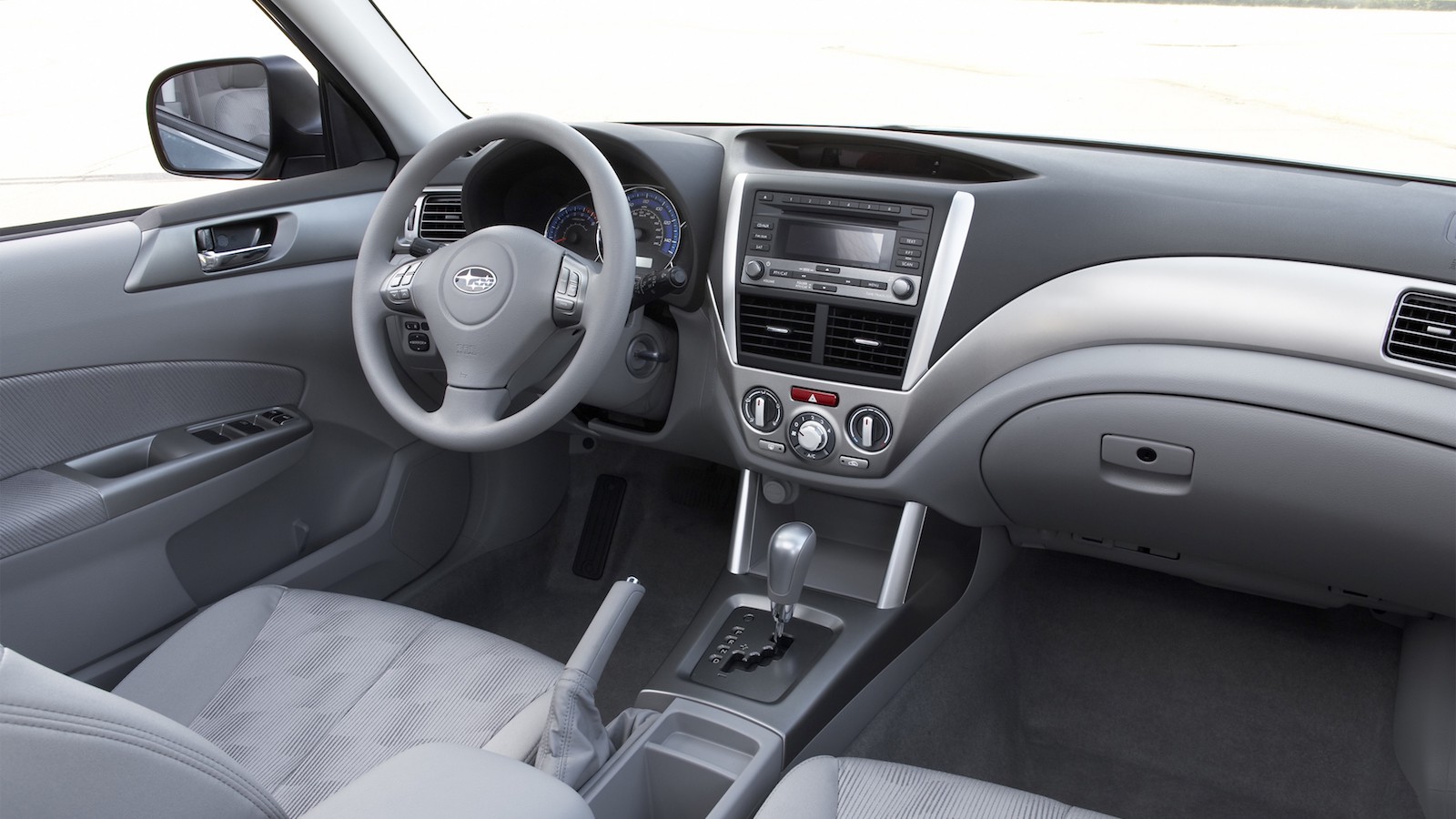 2011-Subaru_Forester-2