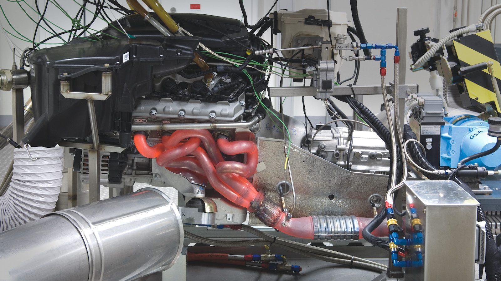 [피처-자교방] 자동차에 불이 난다요 – 2편:  BMW 화재 원인으로 지목된 EGR