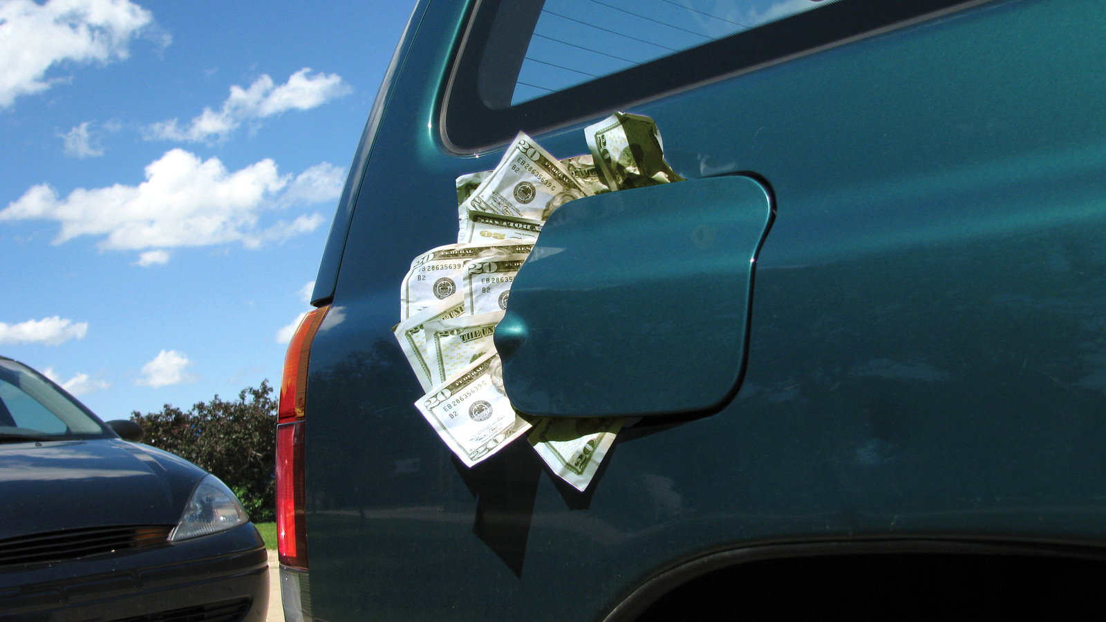 money-into-the-tank_edit