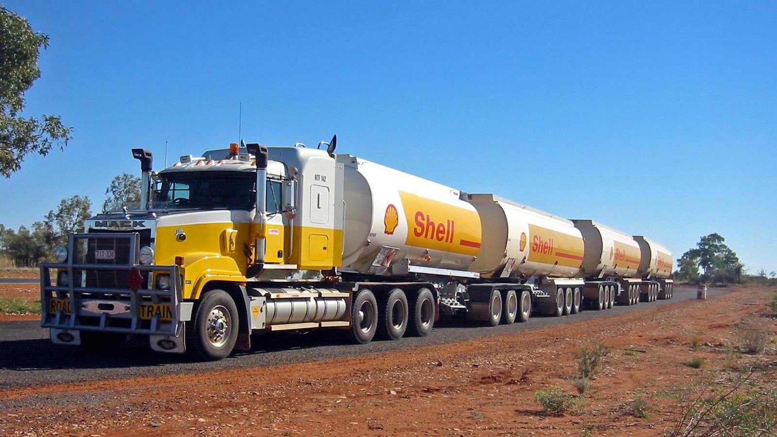 Road_Train_Australia