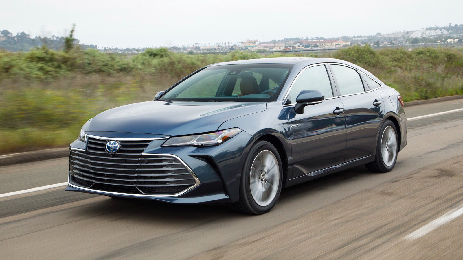 토요타 뉴 아발론 하이브리드