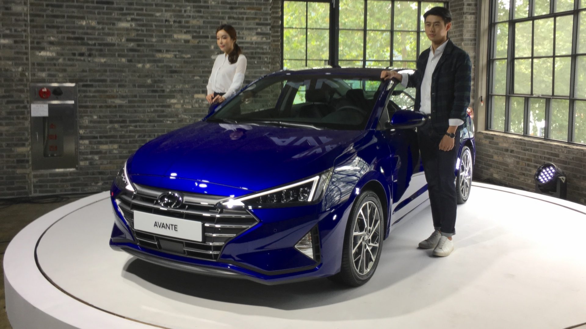 [리뷰] 현대 더 뉴 아반떼