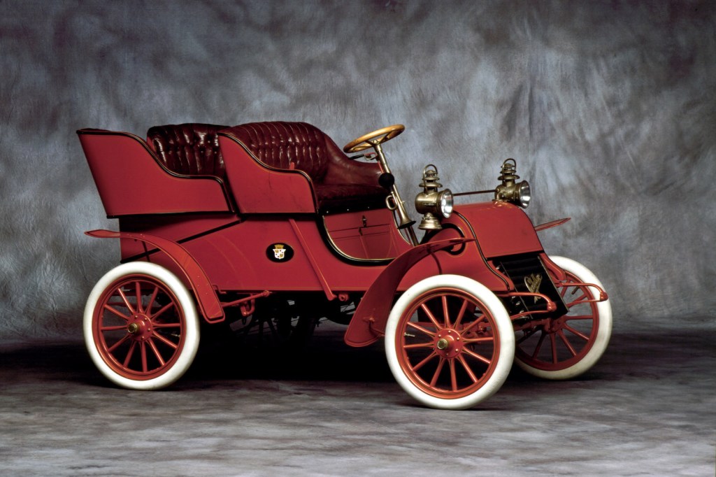 메탈헤드의 ‘카 북’ 읽기 (11) 뿌리 깊은&nbsp;나무