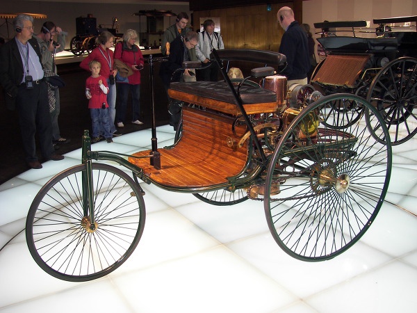 메탈헤드의 ‘카 북’ 읽기 (프롤로그) 자동차와&nbsp;두근두근