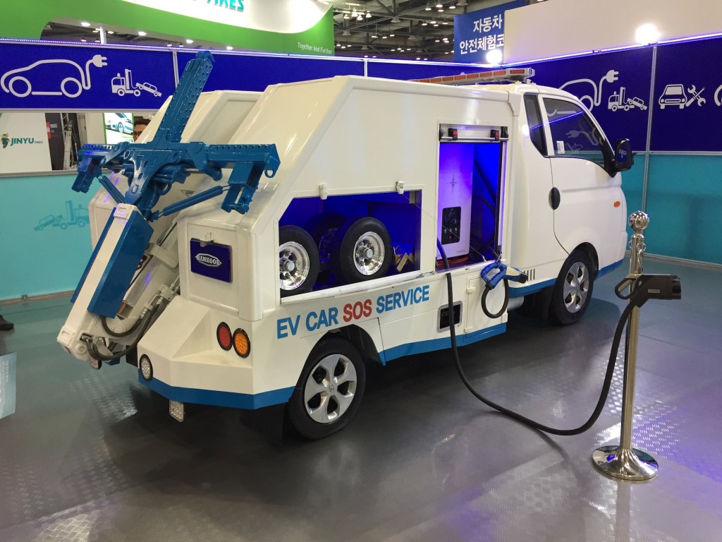 전기차 ‘주행거리 불안’에 대응하는 자동차 관련&nbsp;업계