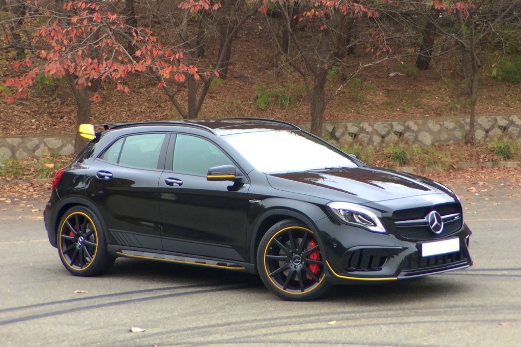 2017 메르세데스-AMG GLA 45 4매틱 50주년&nbsp;에디션