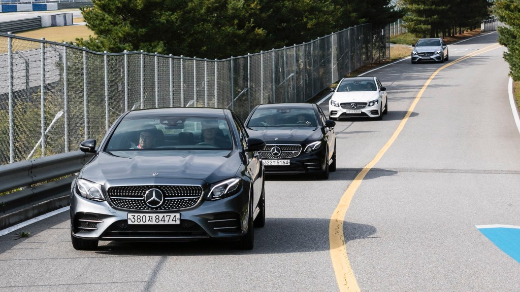 [시승] 메르세데스-AMG E 53 S 4MATIC+ 세단 (feat. 김학수&nbsp;기자)