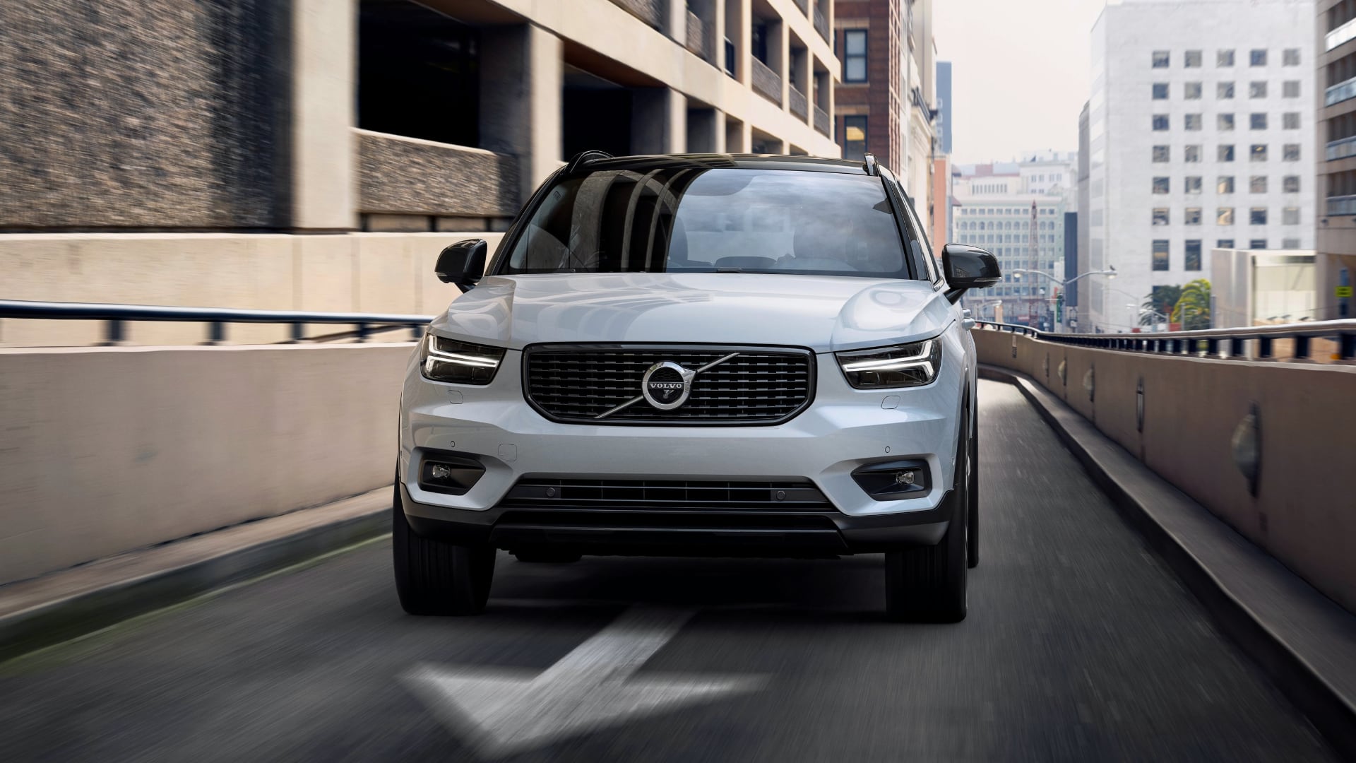 [시승] 볼보 XC40 T4 R-디자인 (2018)