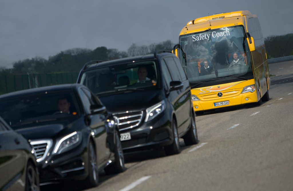 대형 교통사고 예방, 교통 시스템 개선도&nbsp;뒷받침되어야