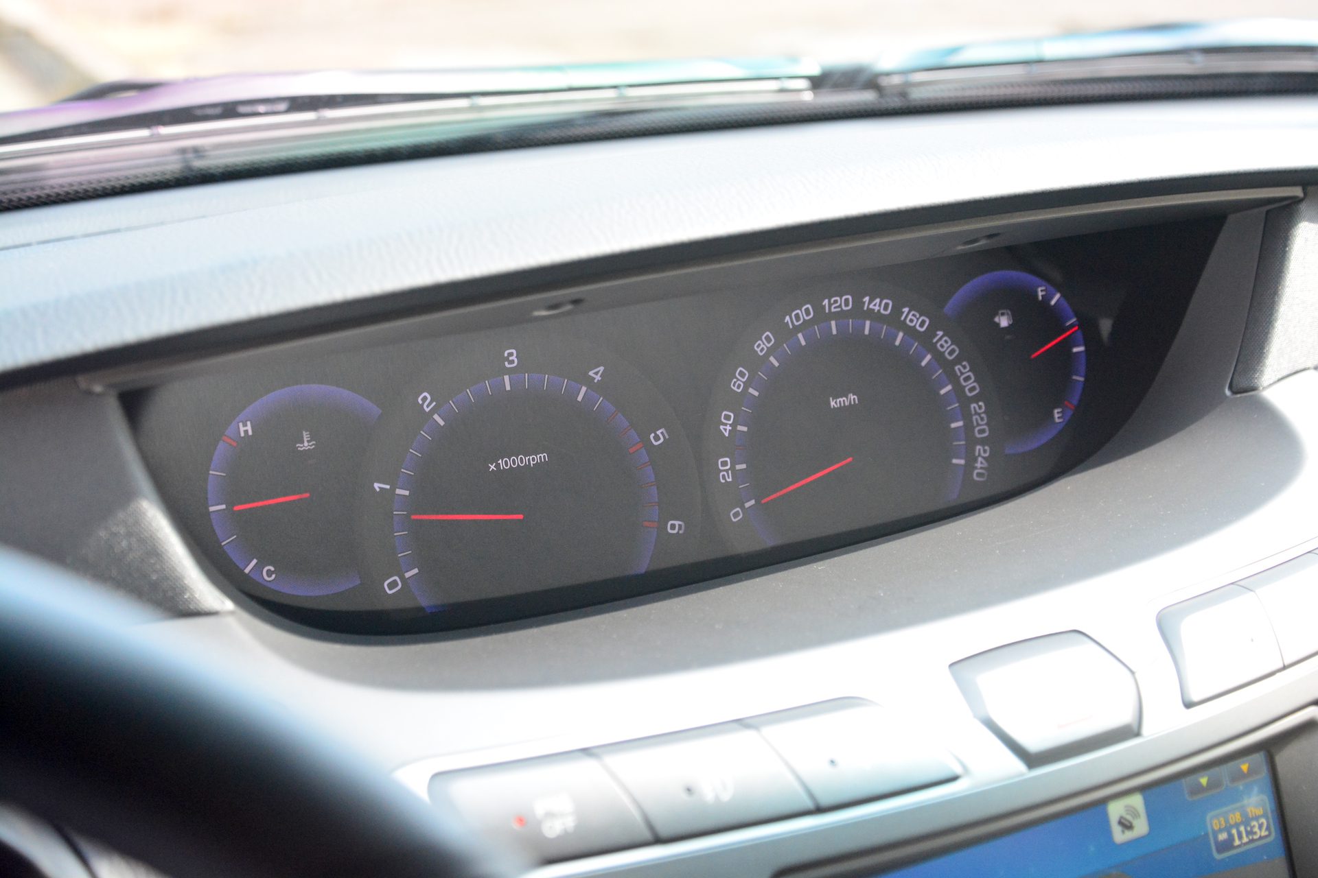 자동차판 ‘골든 래즈베리 어워드’ – 최악의 계기판: 쌍용 코란도 투리스모