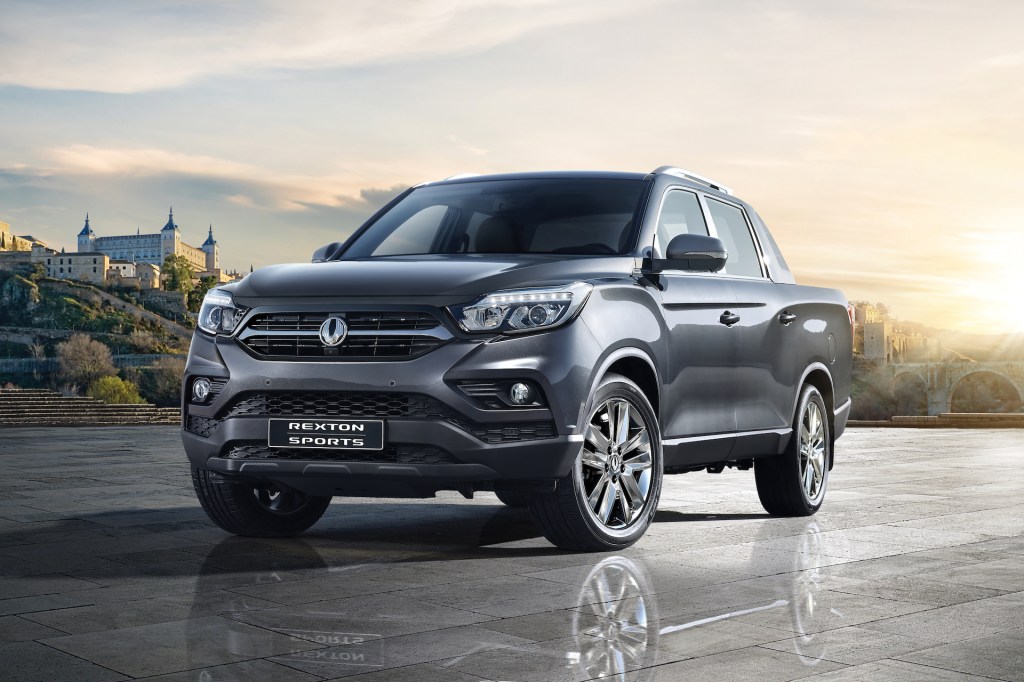 가성비 갑 – 쌍용 렉스턴&nbsp;스포츠