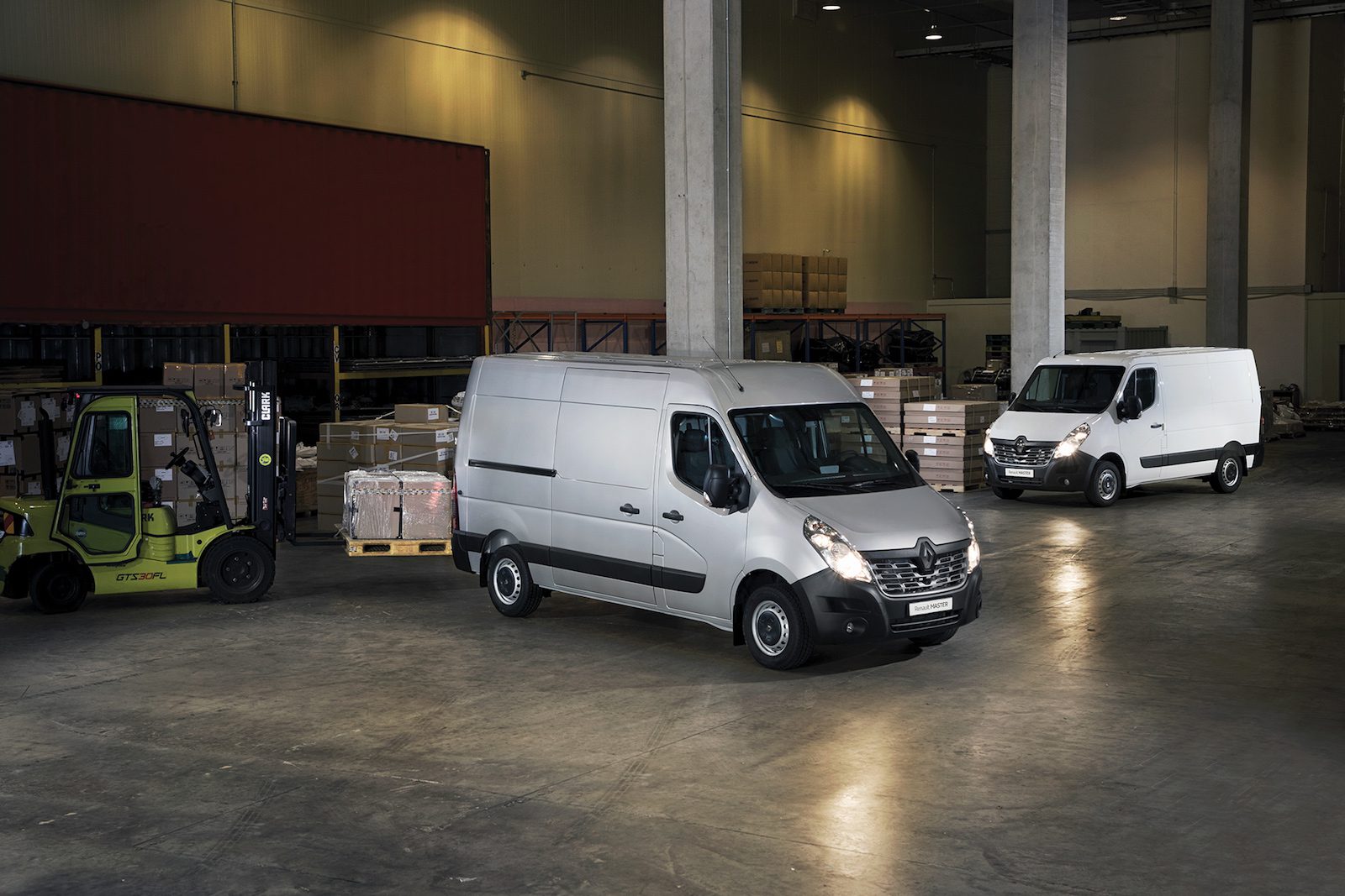 르노 마스터, 도전은 가상하나 현실은 만만찮다