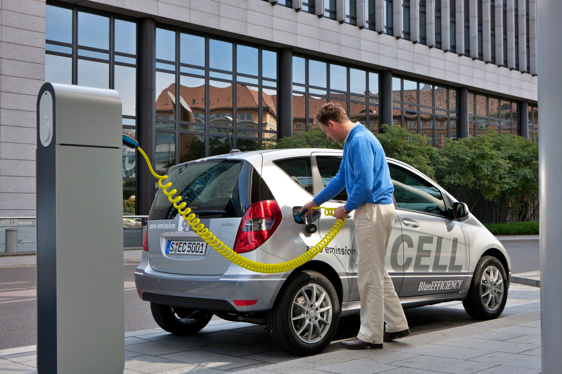 남자의 차라면 – 전기차가 주는 즐거움