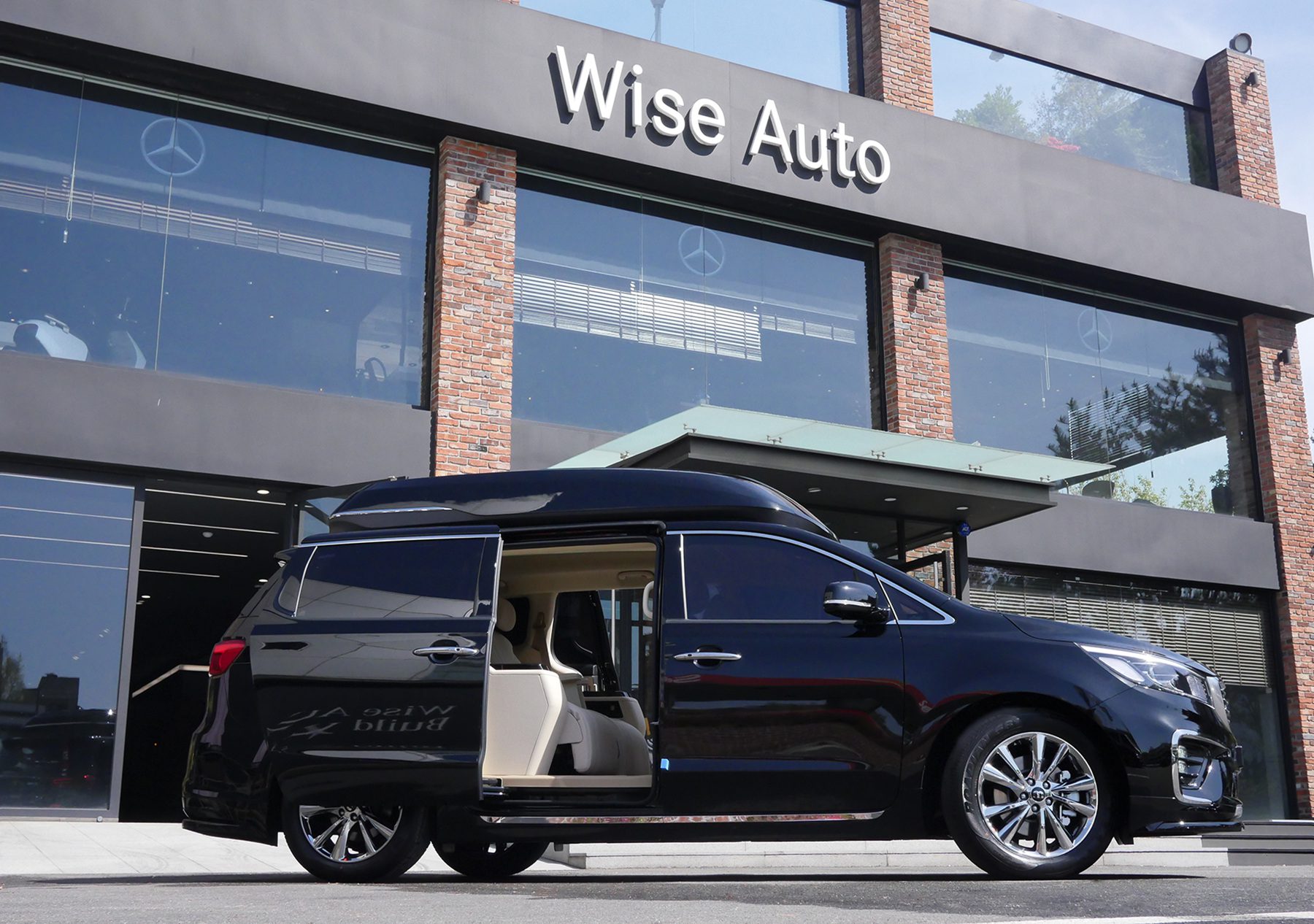 와이즈오토 기아 카니발 하이리무진 와이즈오토 에디션