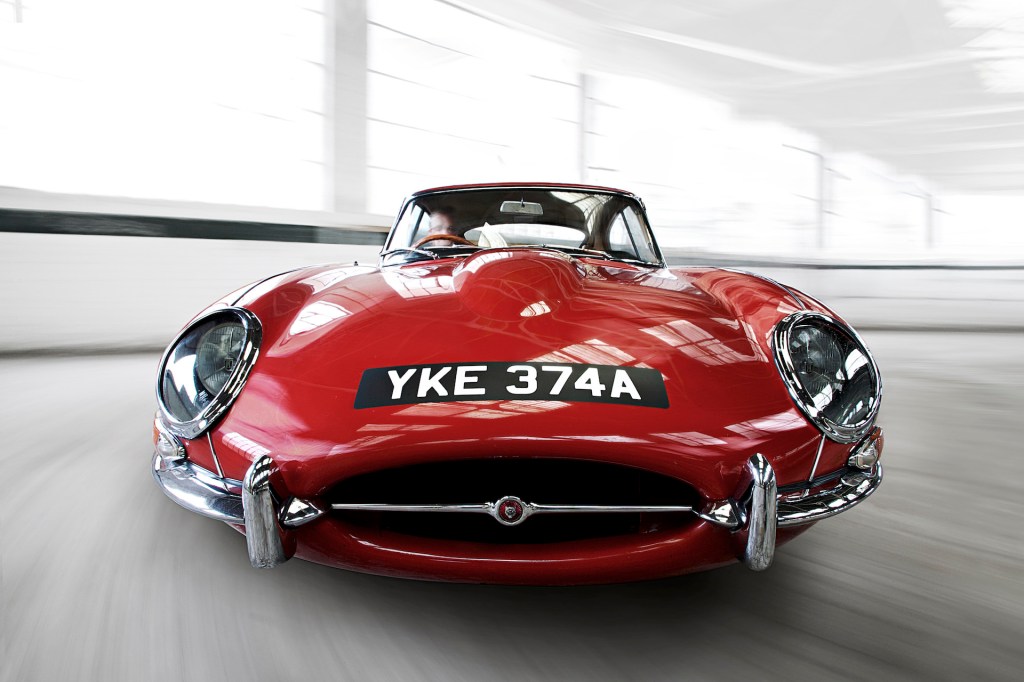 재규어 E-타입 이야기