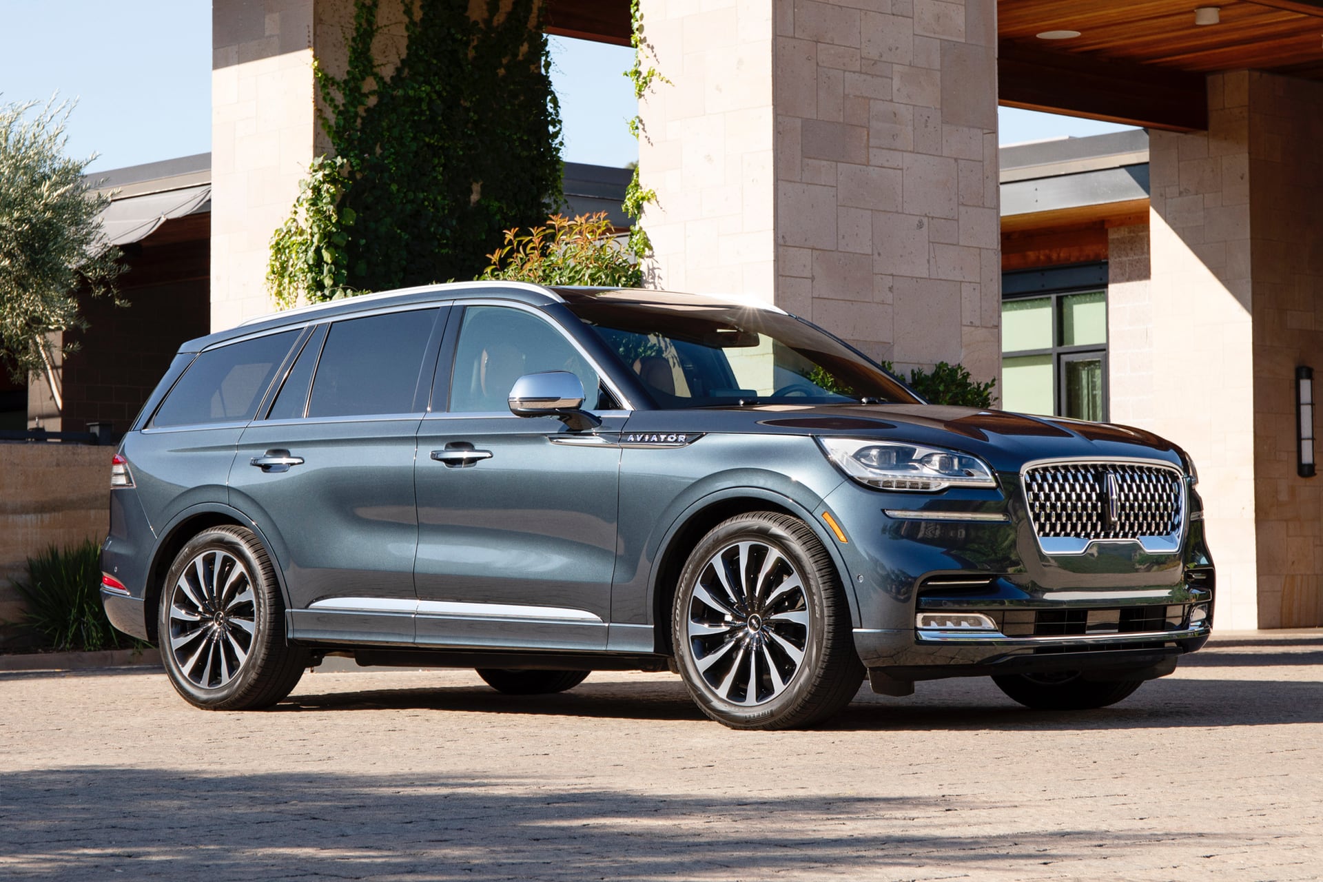 링컨 에비에이터 PHEV 그랜드 투어링