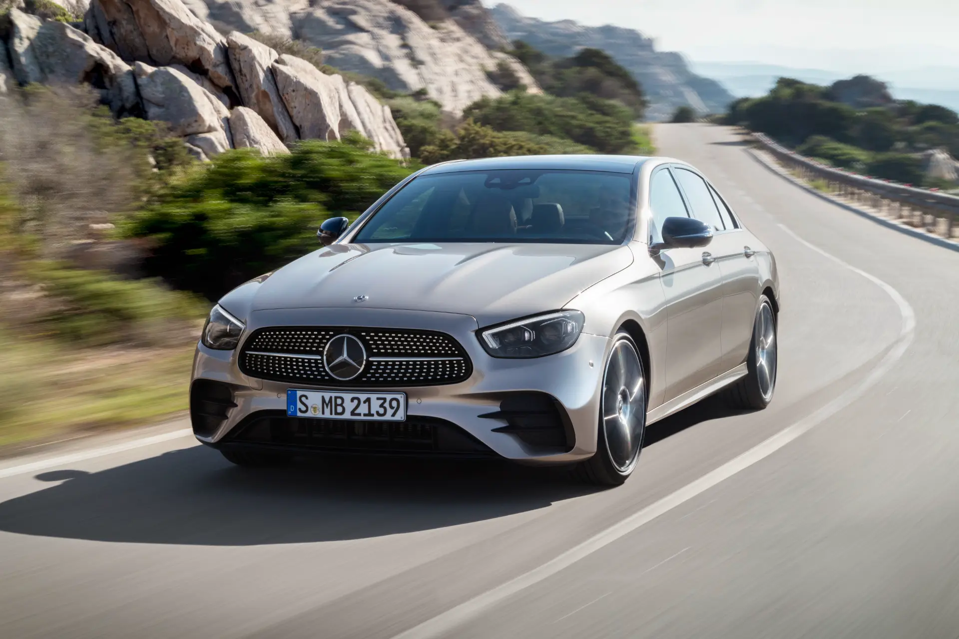 메르세데스-벤츠 뉴 E-클래스