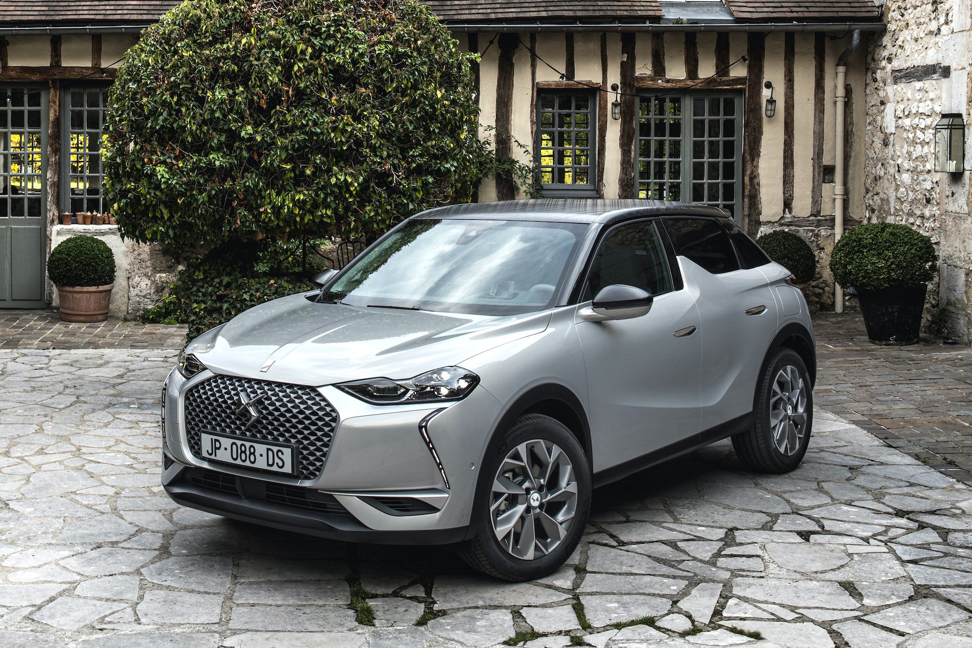 DS 3 크로스백 E-텐스