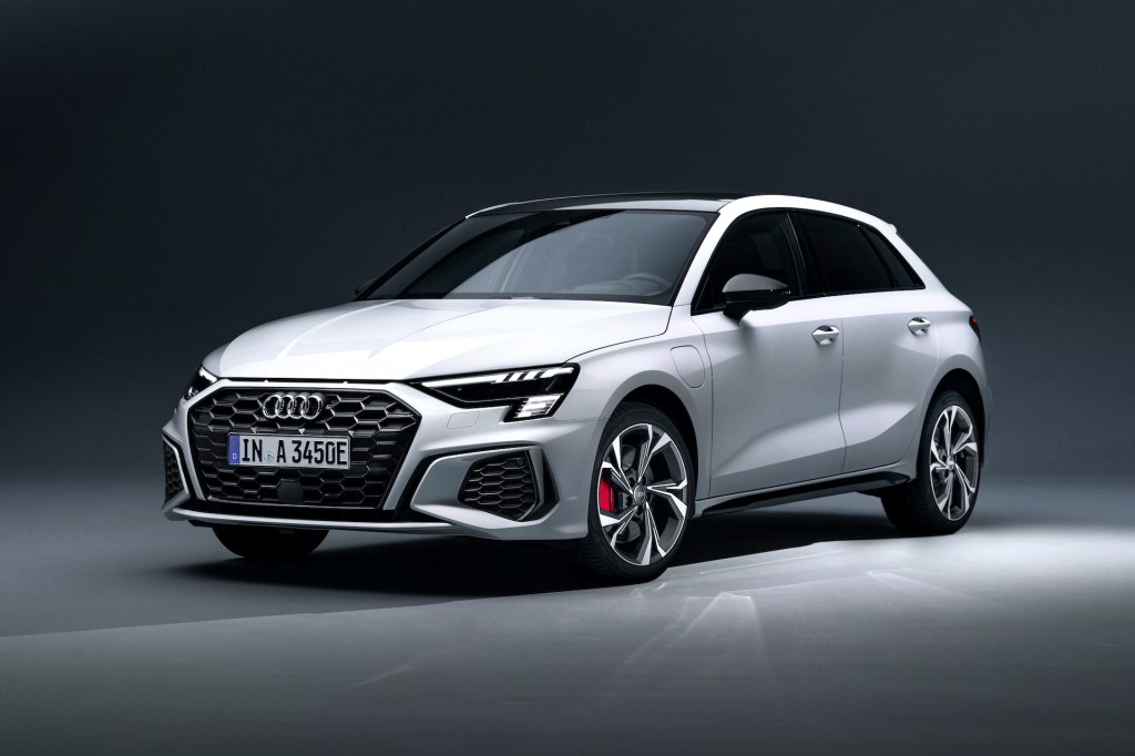 나라밖 뉴스 브리핑 (2020. 12.&nbsp;08)