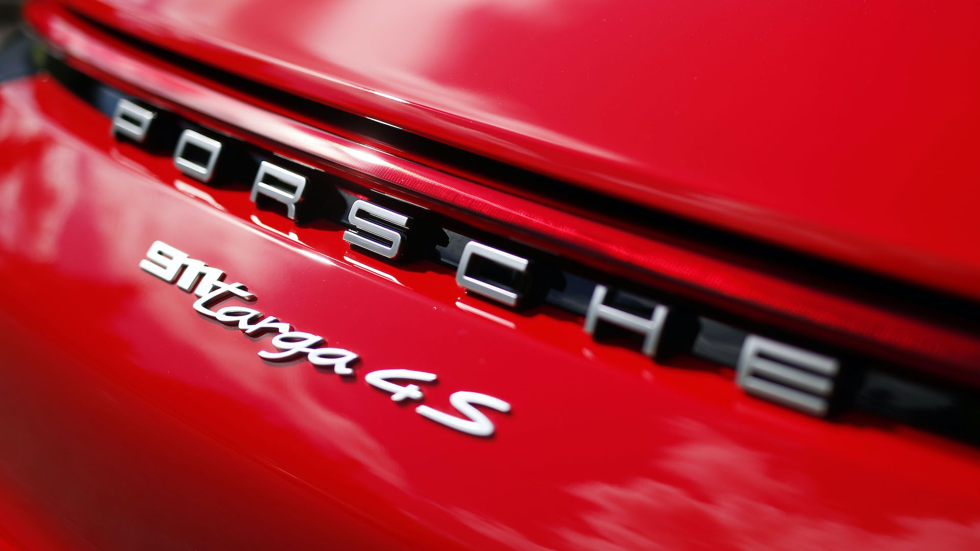 포르쉐 911 타르가 4 / 4S