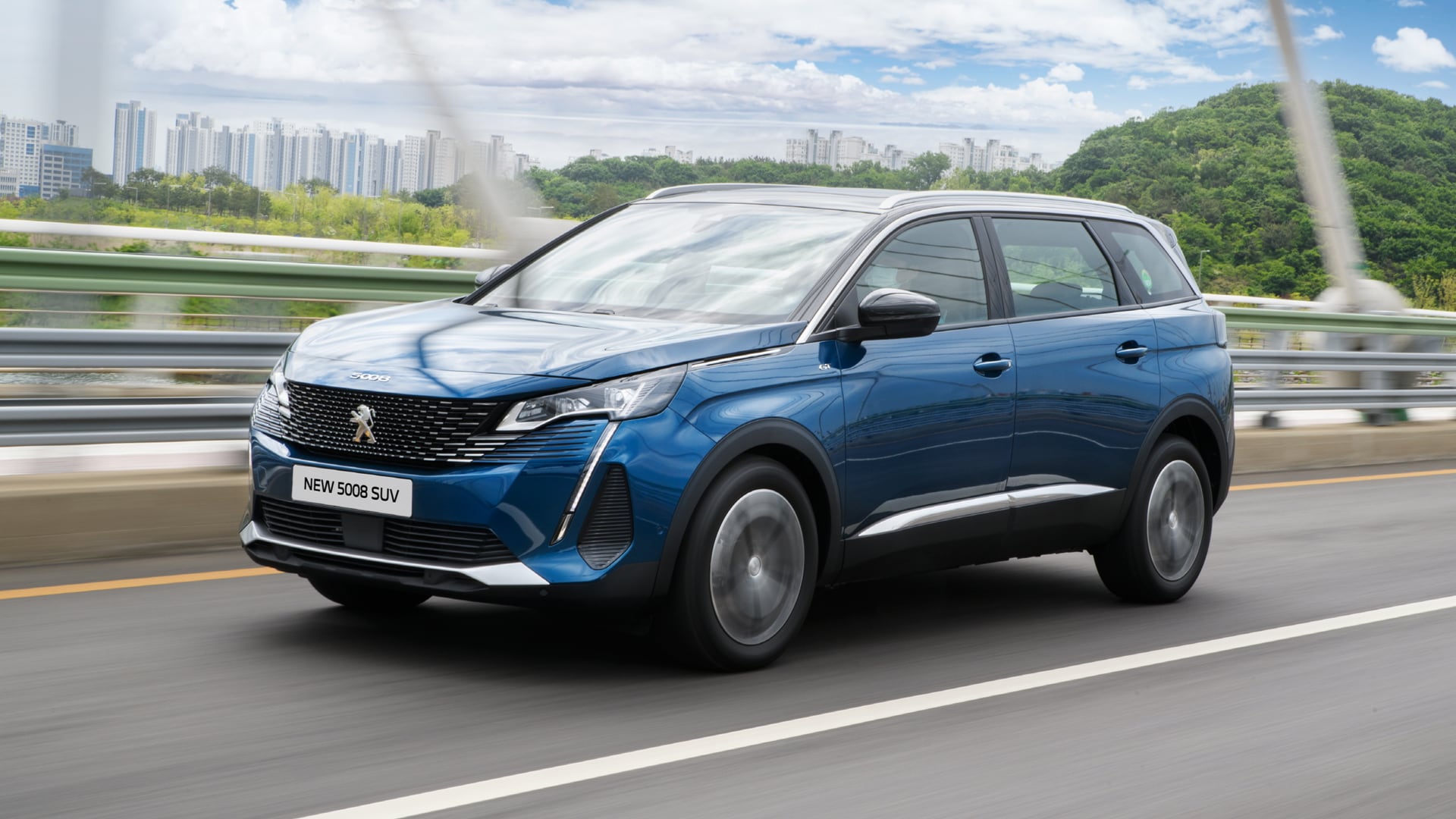 푸조 뉴 5008 SUV