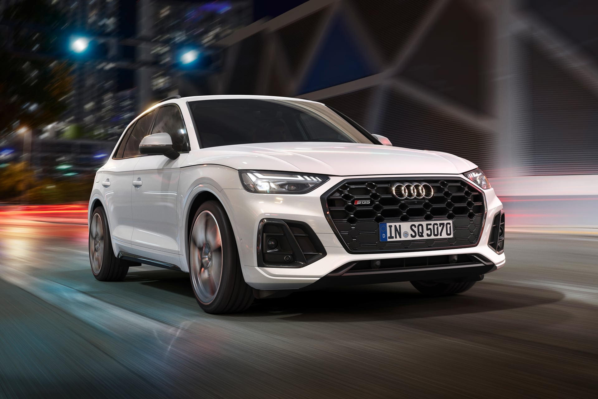 아우디 뉴 SQ5 TFSI