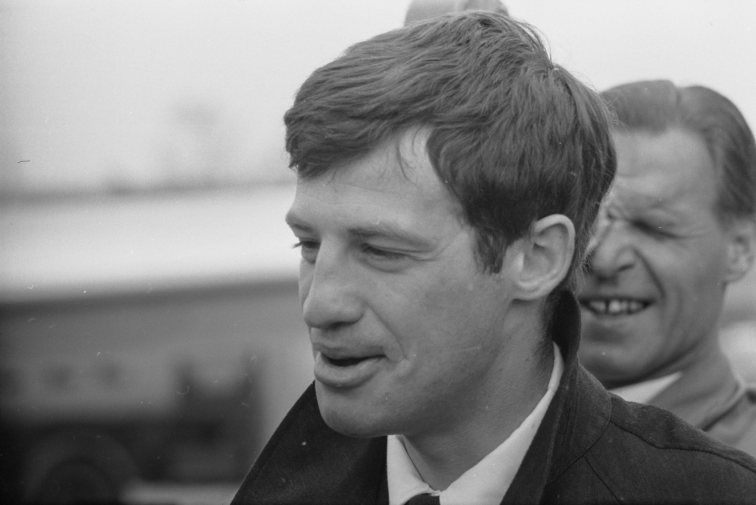 세상 떠난 배우 장폴 벨몽도가 출연한 영화 속 자동차 액션 5