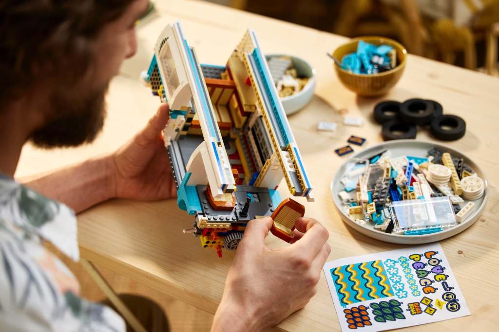 2021년 크리스마스에도 레고는 자동차 애호가 여러분의 지갑을&nbsp;노립니다