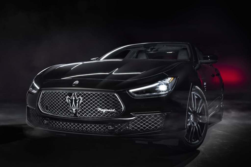 마세라티 기블리 GT 하이브리드 프라그먼트 스페셜 에디션&nbsp;오페라네라