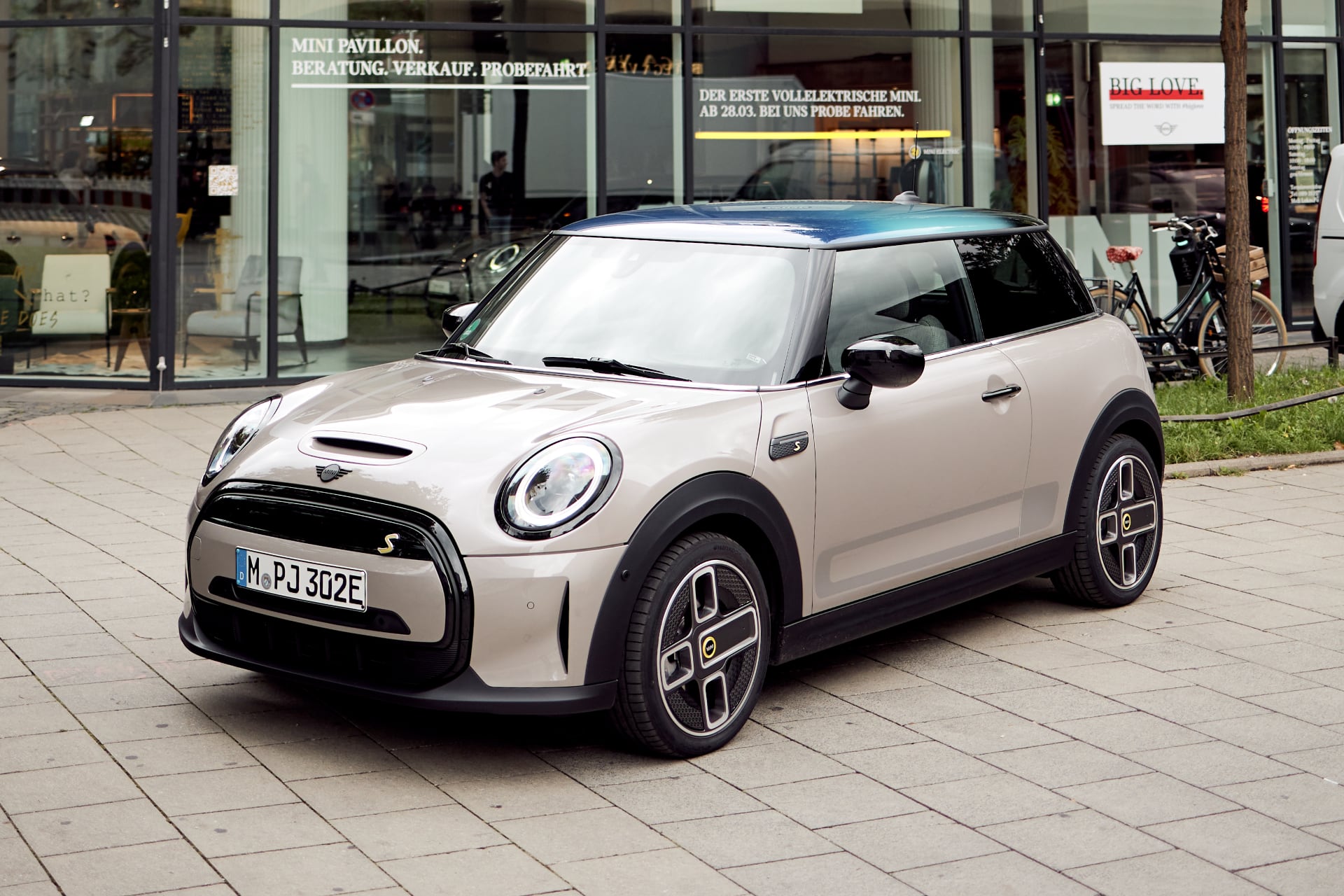 미니 젠 지 이 에디션 (GEN Z E Edition)