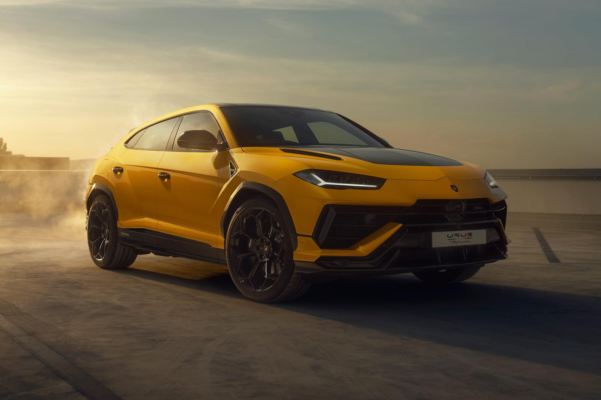 더 강력해진 고성능 SUV, 람보르기니 우루스 퍼포만테 국내 판매 개시