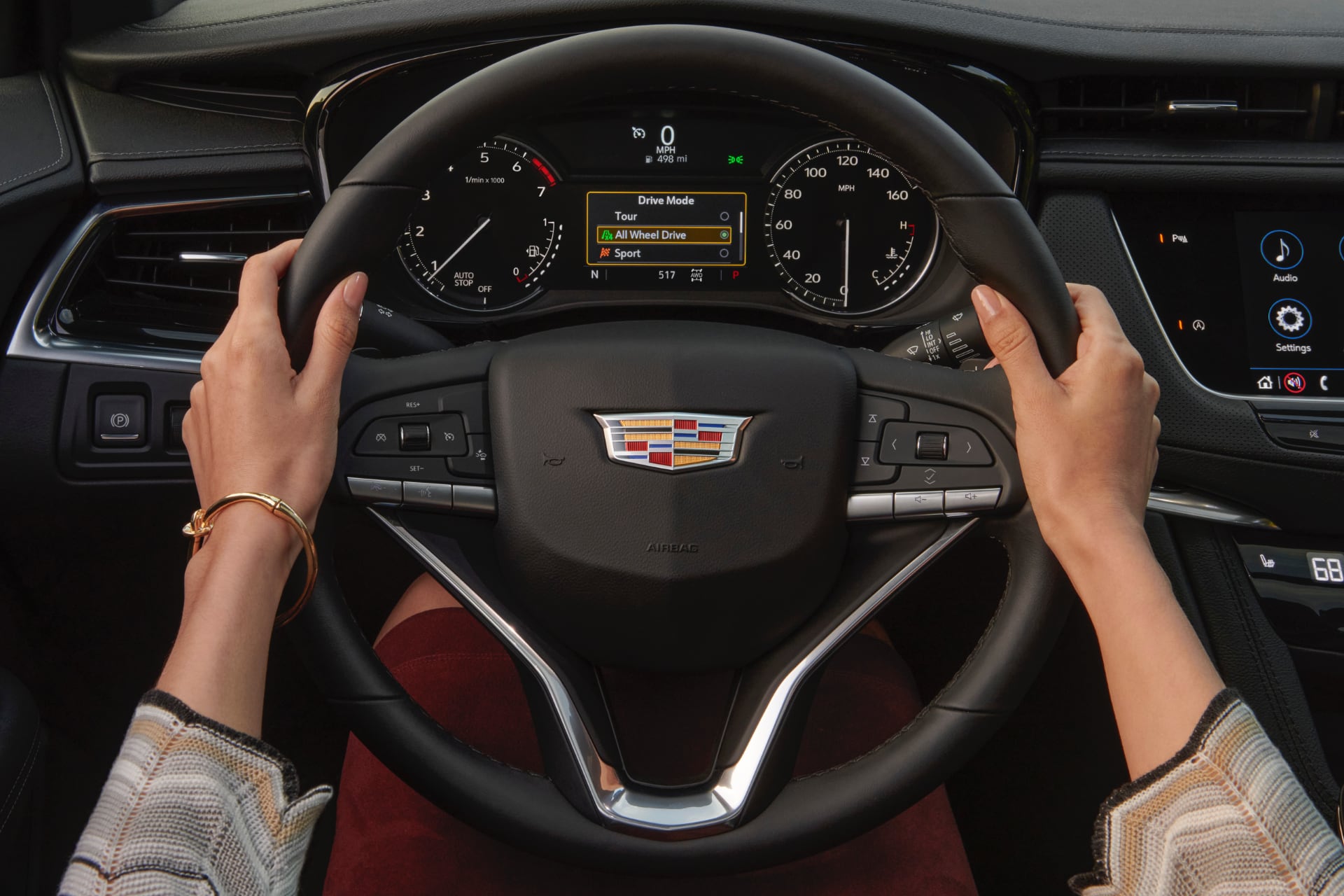 캐딜락, 에스컬레이드와 XT6 2023년형 모델 출시