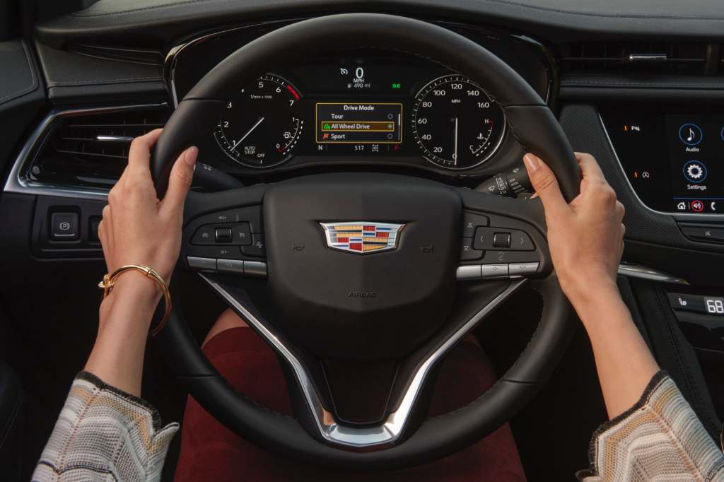 캐딜락, 에스컬레이드와 XT6 2023년형 모델&nbsp;출시