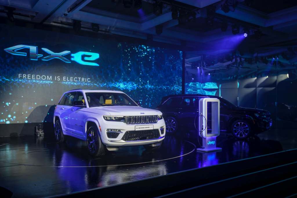 ‘4xe는 미래의 4×4’ – V6 모델과 PHEV 나란히 우리나라 땅 밟은 5세대 지프 그랜드&nbsp;체로키