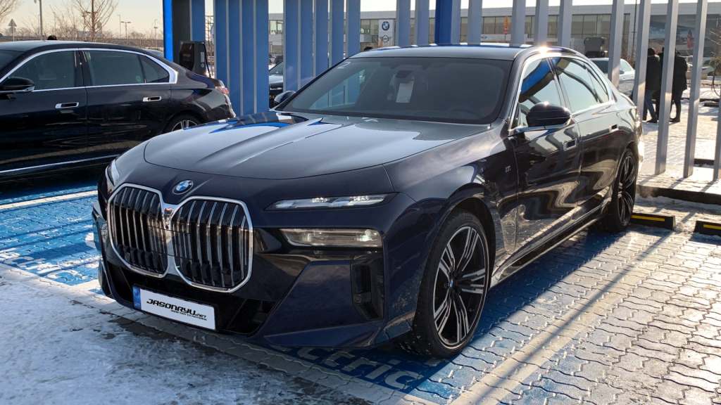 [시승] 이젠 뒷자리에 좀 앉을 만해! – BMW 740i sDrive M 스포츠 패키지 – 2부 feat. 이동희&nbsp;칼럼니스트